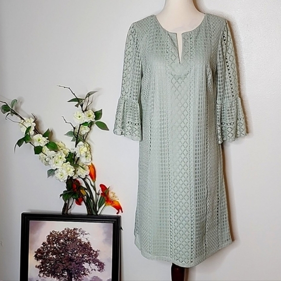 Adrianna Papell Half Bell Sleeve Lace Overlay Light Sage Sheath Dress Designer - Picture 7 of 15